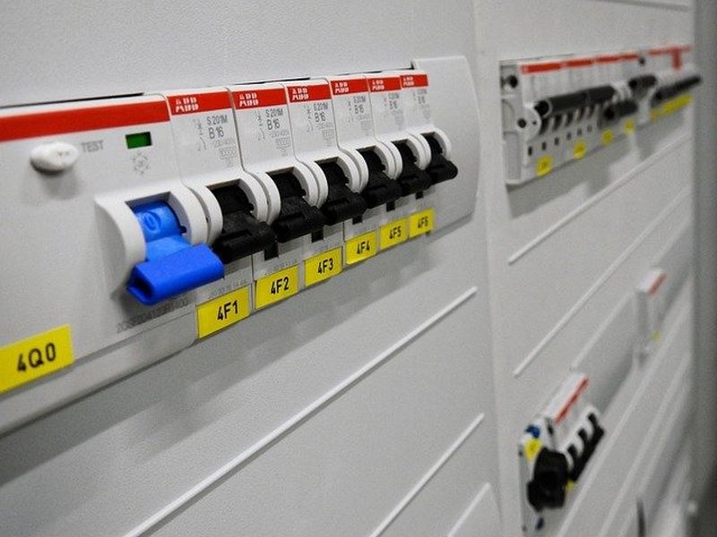 Jak Zabezpieczyć Instalację Elektryczną W Domu?